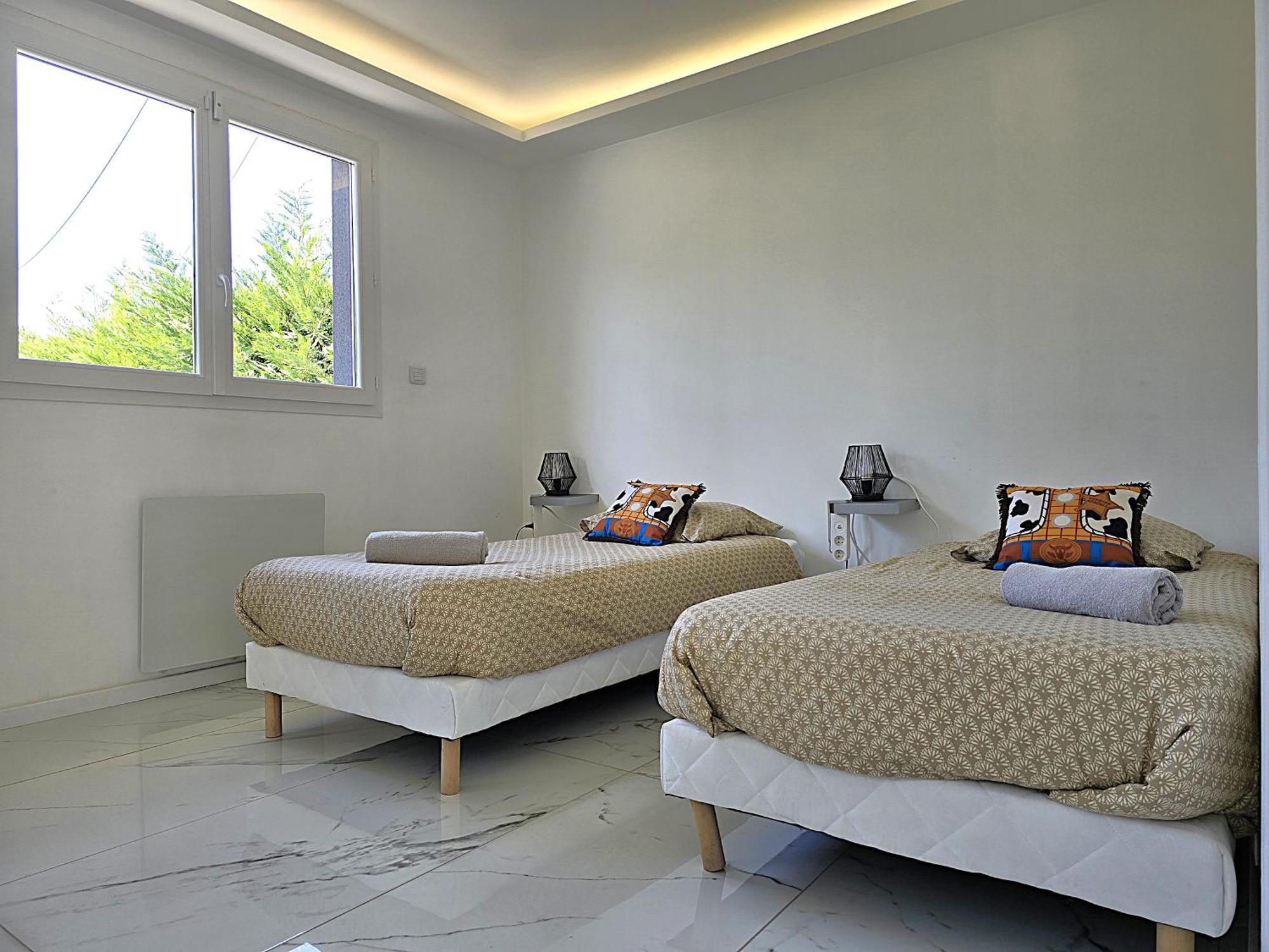 Maison Sapiac - 4Pers - 2 Chambres - 3 Lits - Clim Reversible - Terrasse Ombragee Et Grand Jardin - Piscine Saison Estivale Montauban Luaran gambar